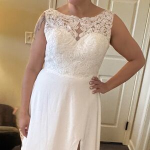 Elegant White Maxi Dress